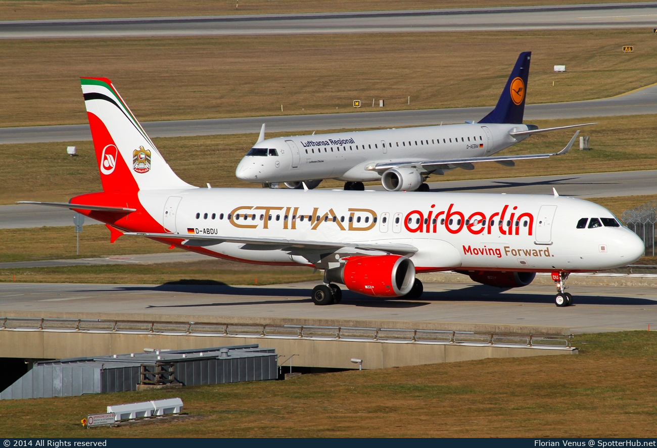 Photo of D-ABDU - Airbus A320-214 operated by Air Berlin