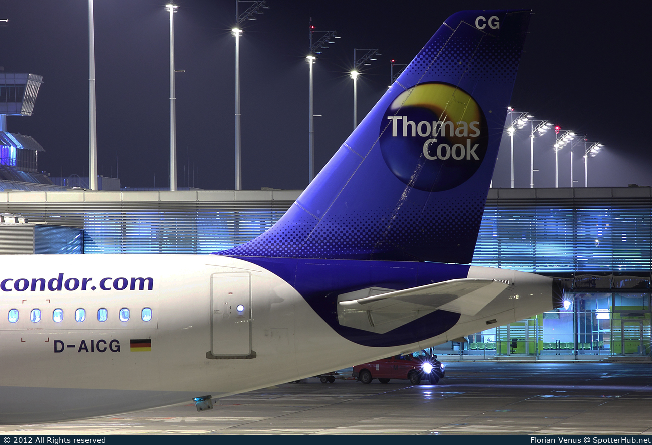 Photo of D-AICG - Airbus A320-212 operated by Condor Berlin