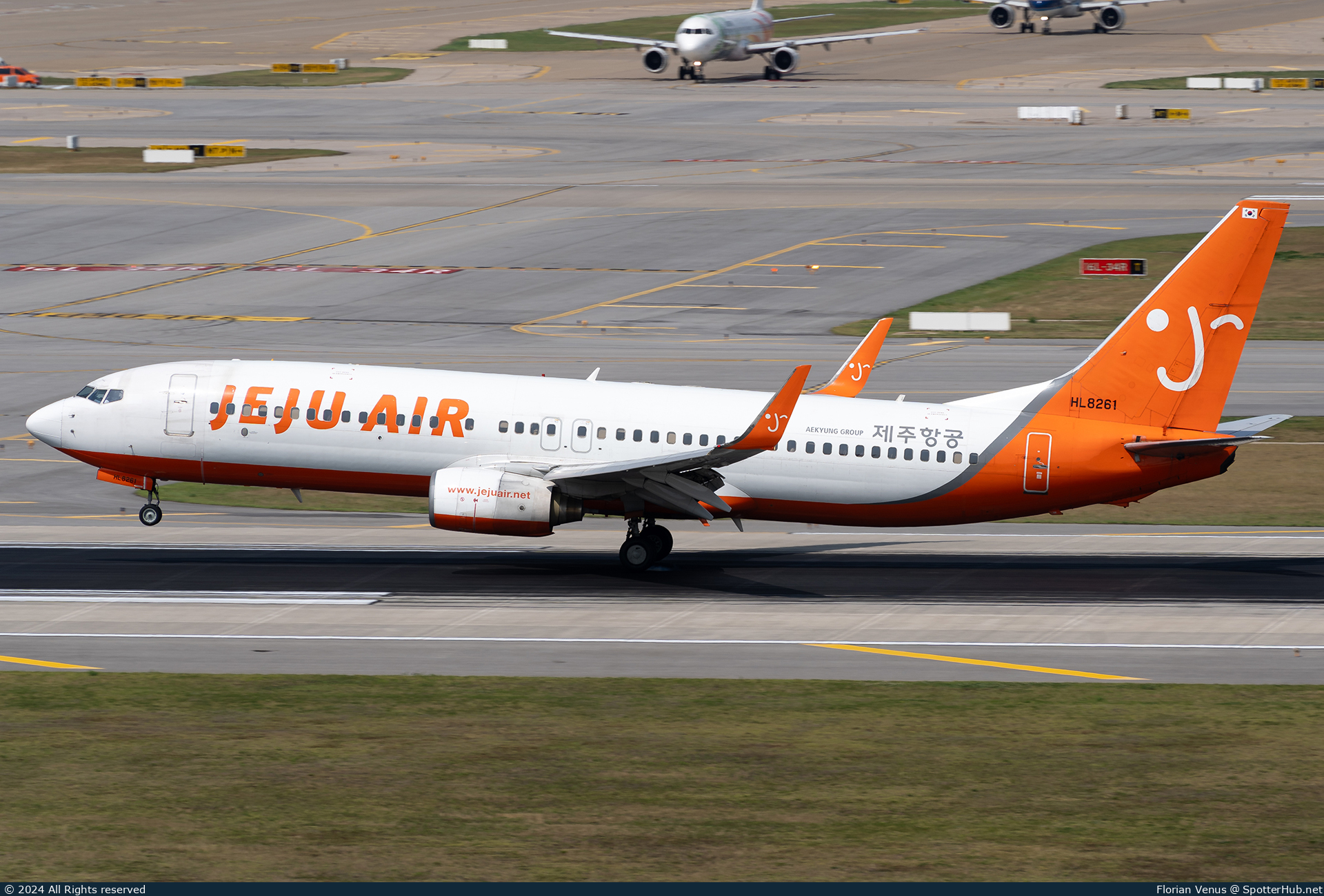Photo of HL8261 - Boeing 737-8BK operated by Jeju Air