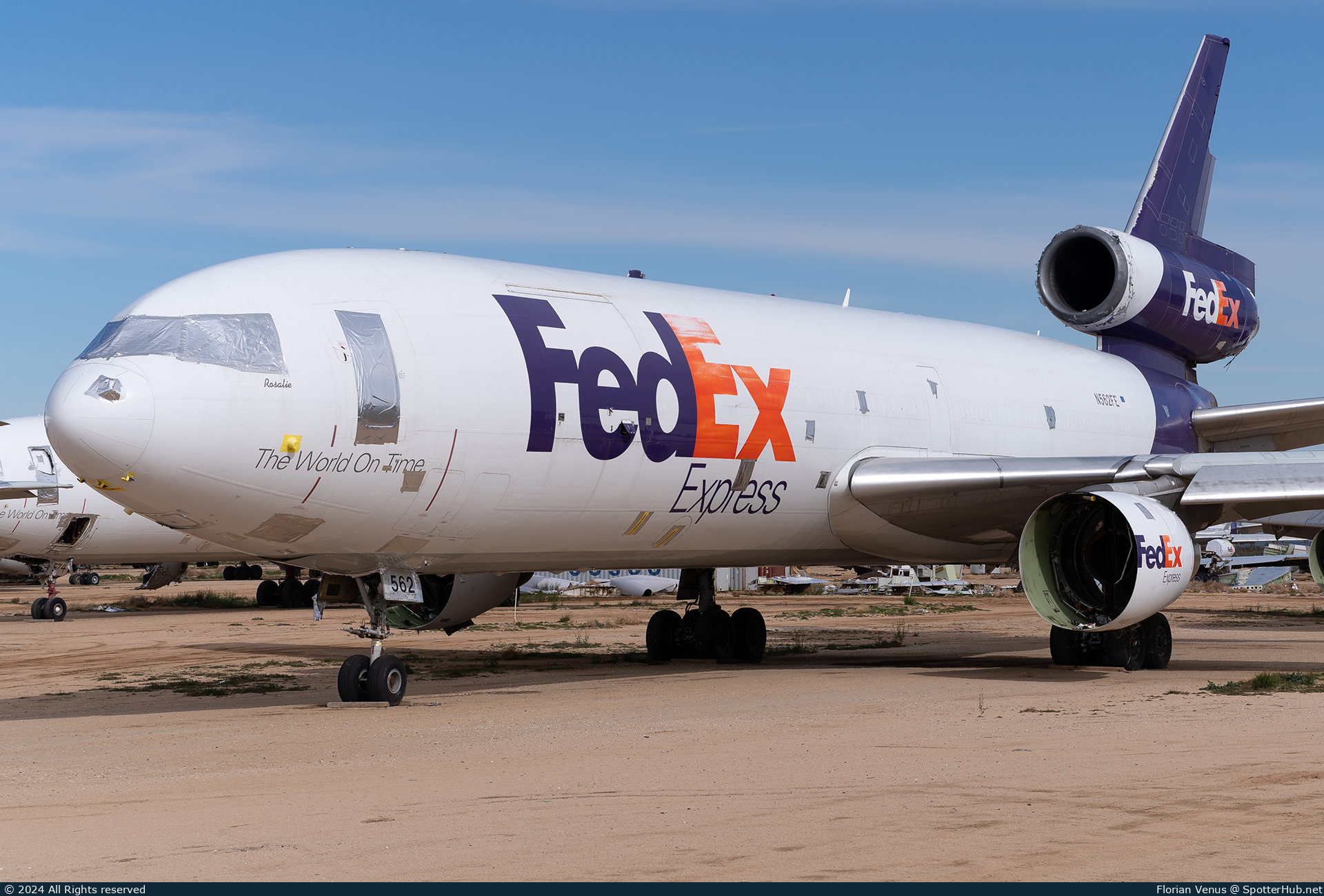 Photo of N562FE - McDonnell Douglas MD-10-10(F) operated by FedEx