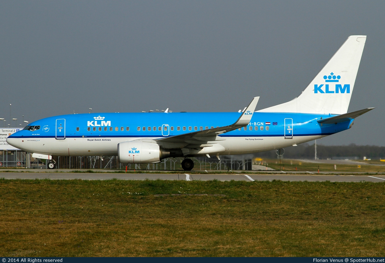 Photo of PH-BGN - Boeing 737-7K2 operated by KLM Royal Dutch Airlines