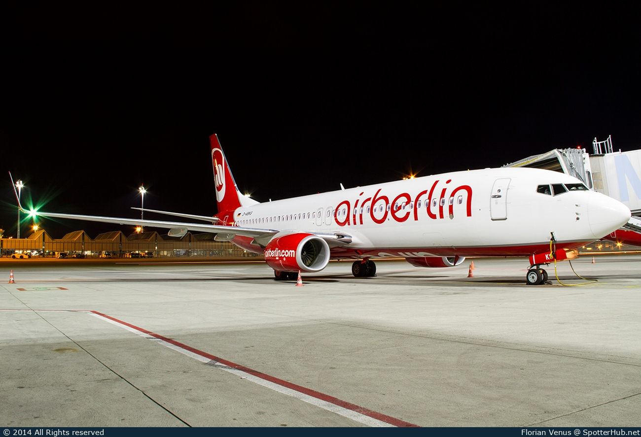 Photo of D-ABKS - Boeing 737-86J operated by Air Berlin