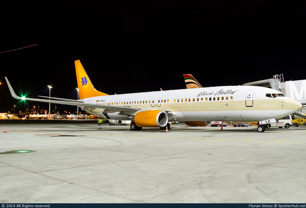 Photo of D-AHLK - Boeing 737-8K5 operated by TUIfly