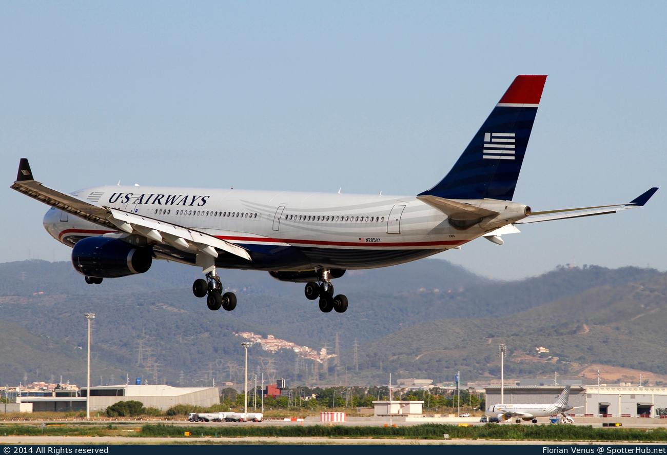 Photo of N285AY - Airbus A330-243 operated by US Airways