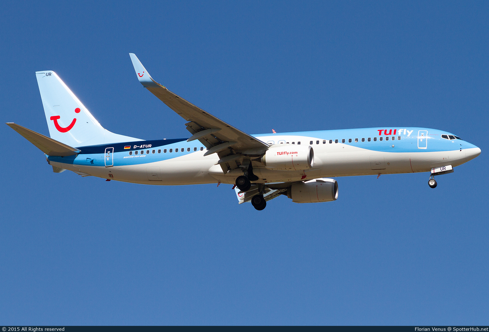 Photo of D-ATUR - Boeing 737-8K5 operated by TUIfly