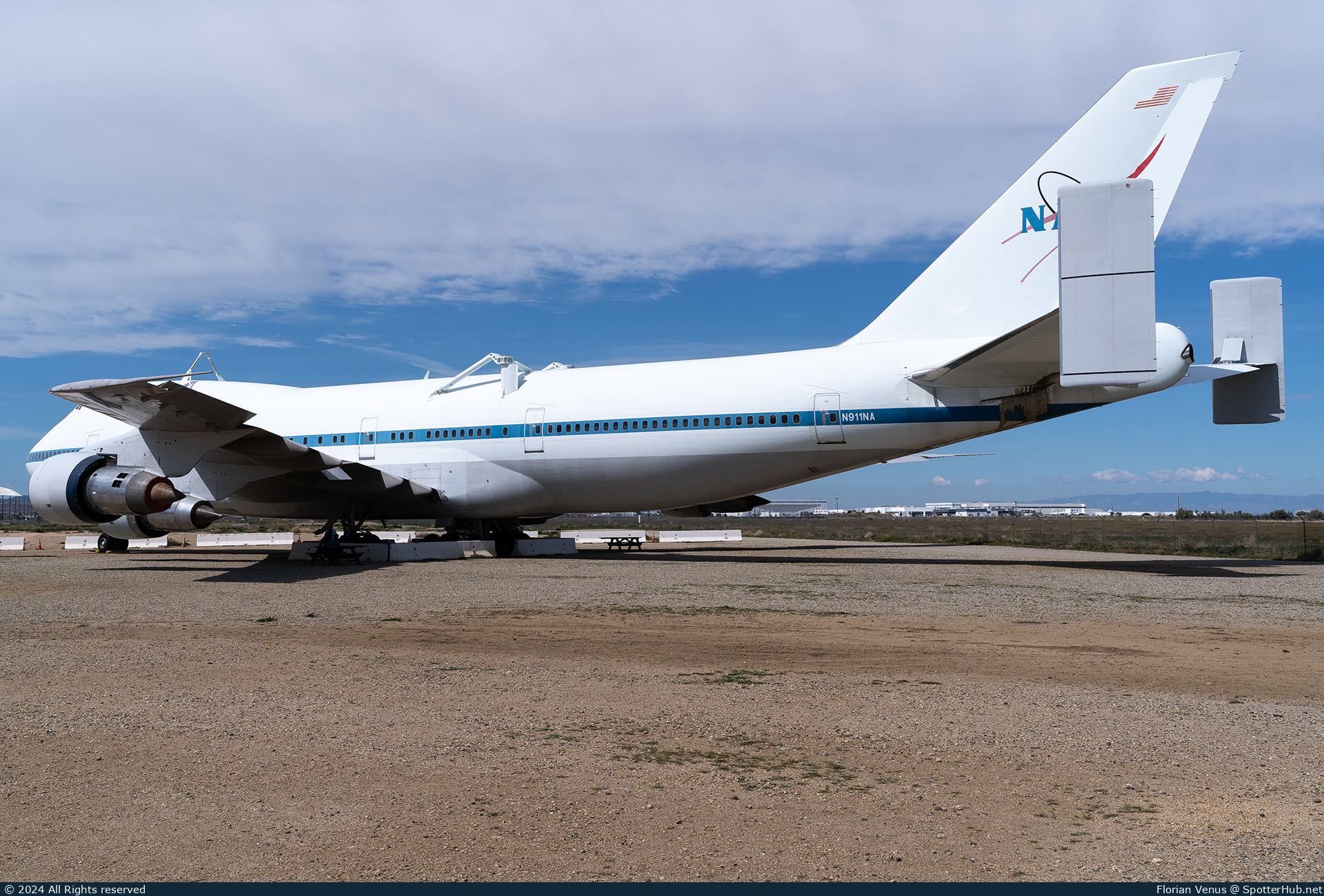 Photo of N911NA - Boeing 747SR-46 operated by NASA National Aeronautics and Space Administration
