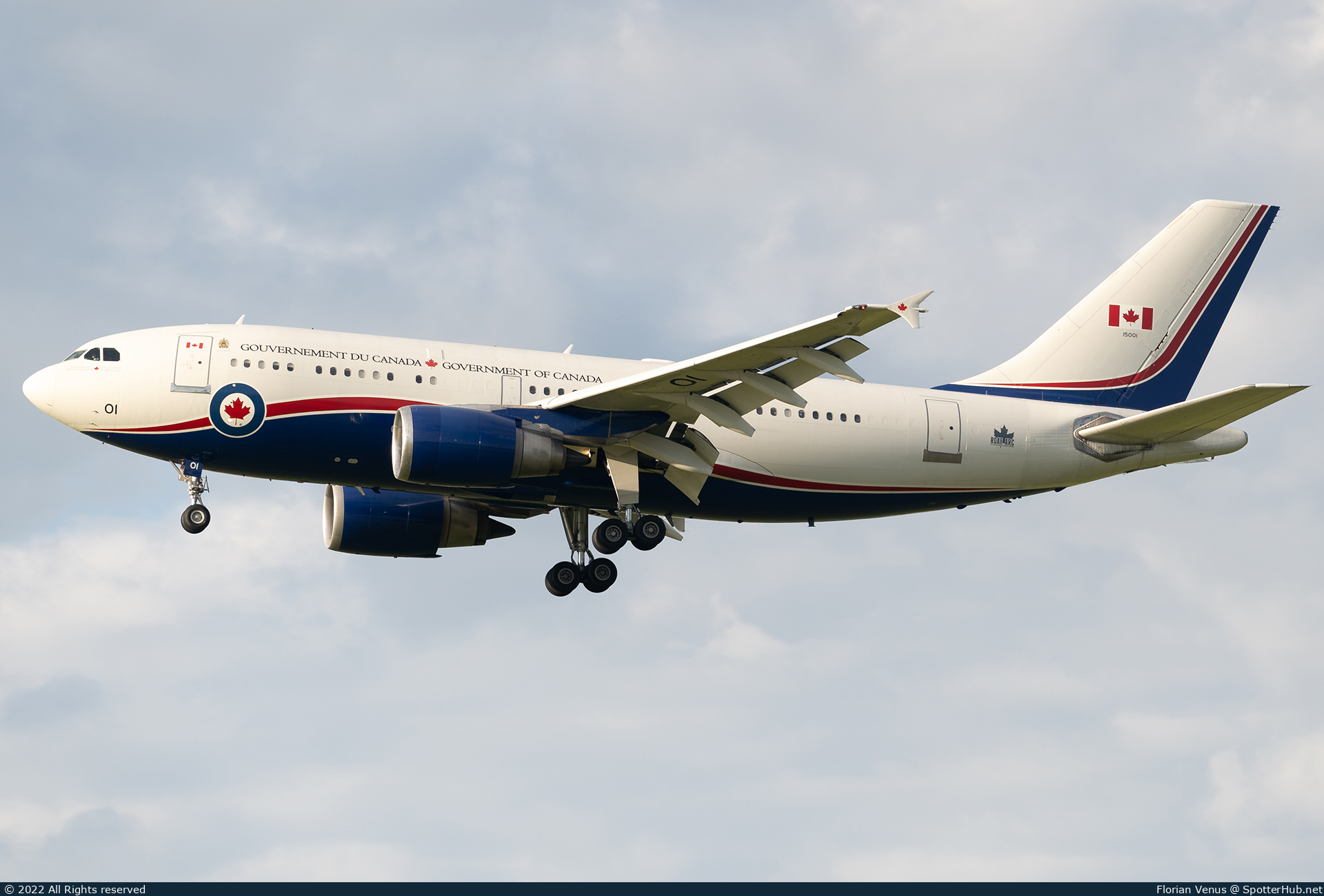 Photo of 15001 - Airbus CC-150 Polaris operated by Royal Canadian Air Force