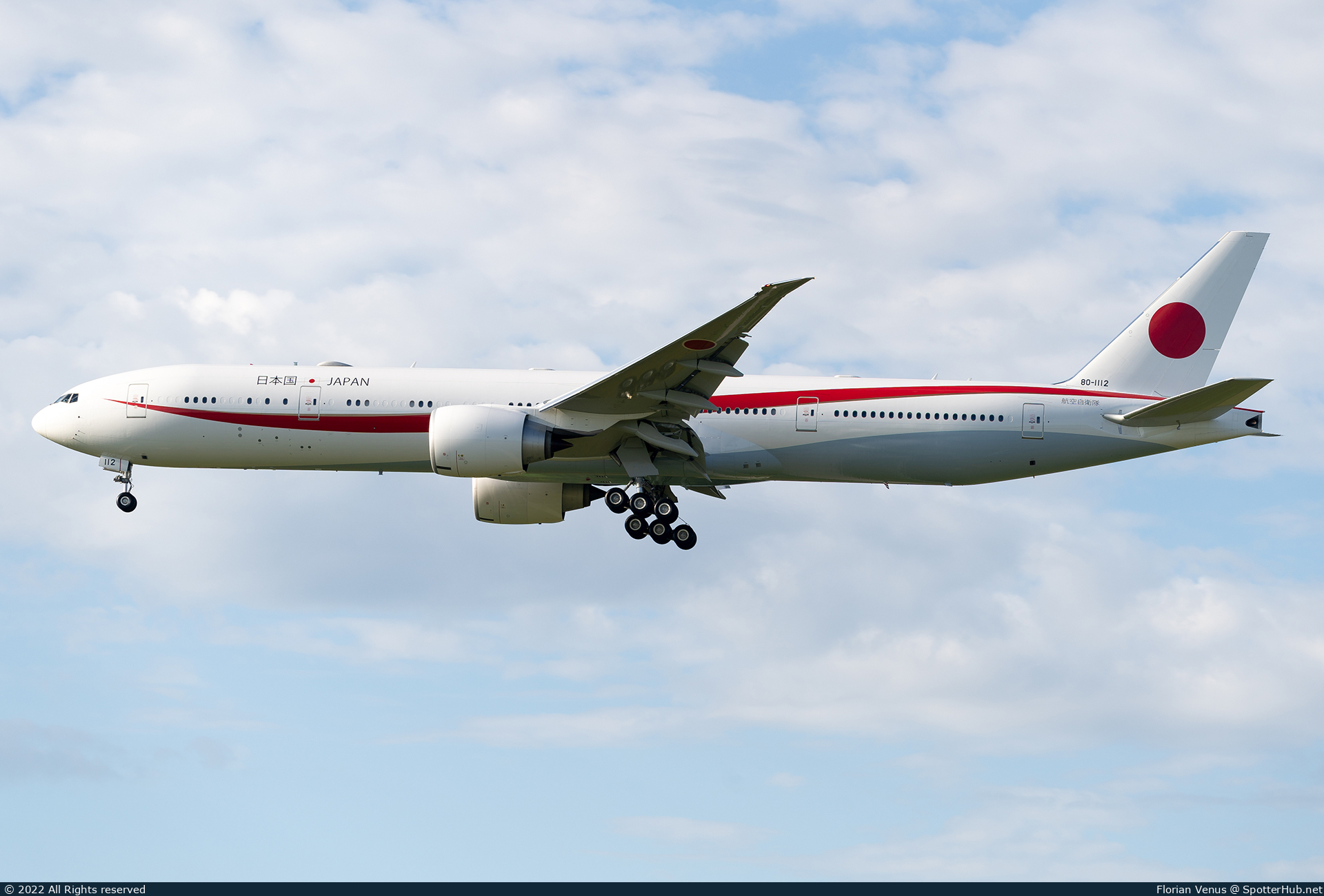 Photo of 80-1112 - Boeing 777-3SB(ER) operated by Japan Air Self-Defense Force