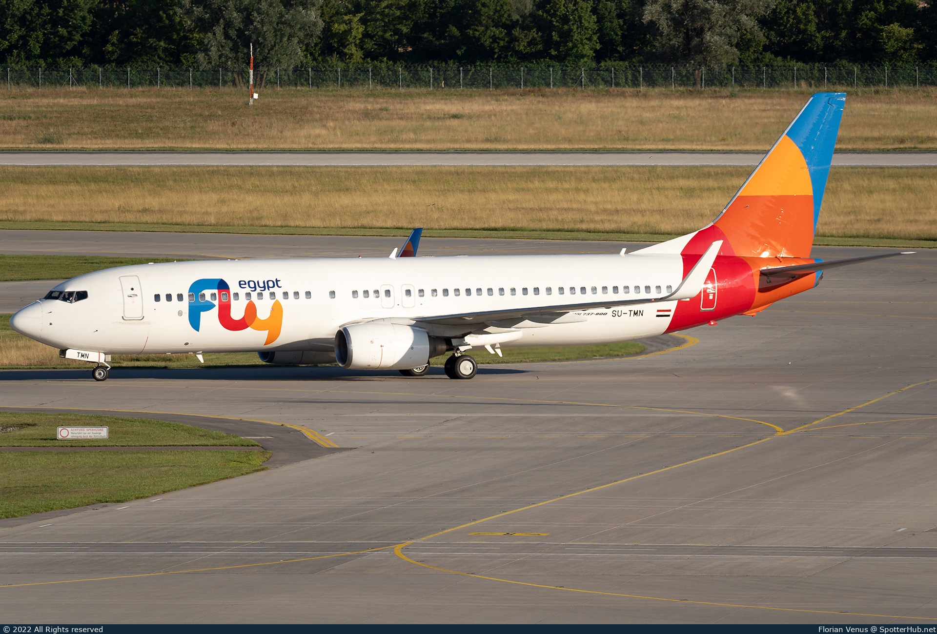 Photo of SU-TMN - Boeing 737-86N operated by FlyEgypt
