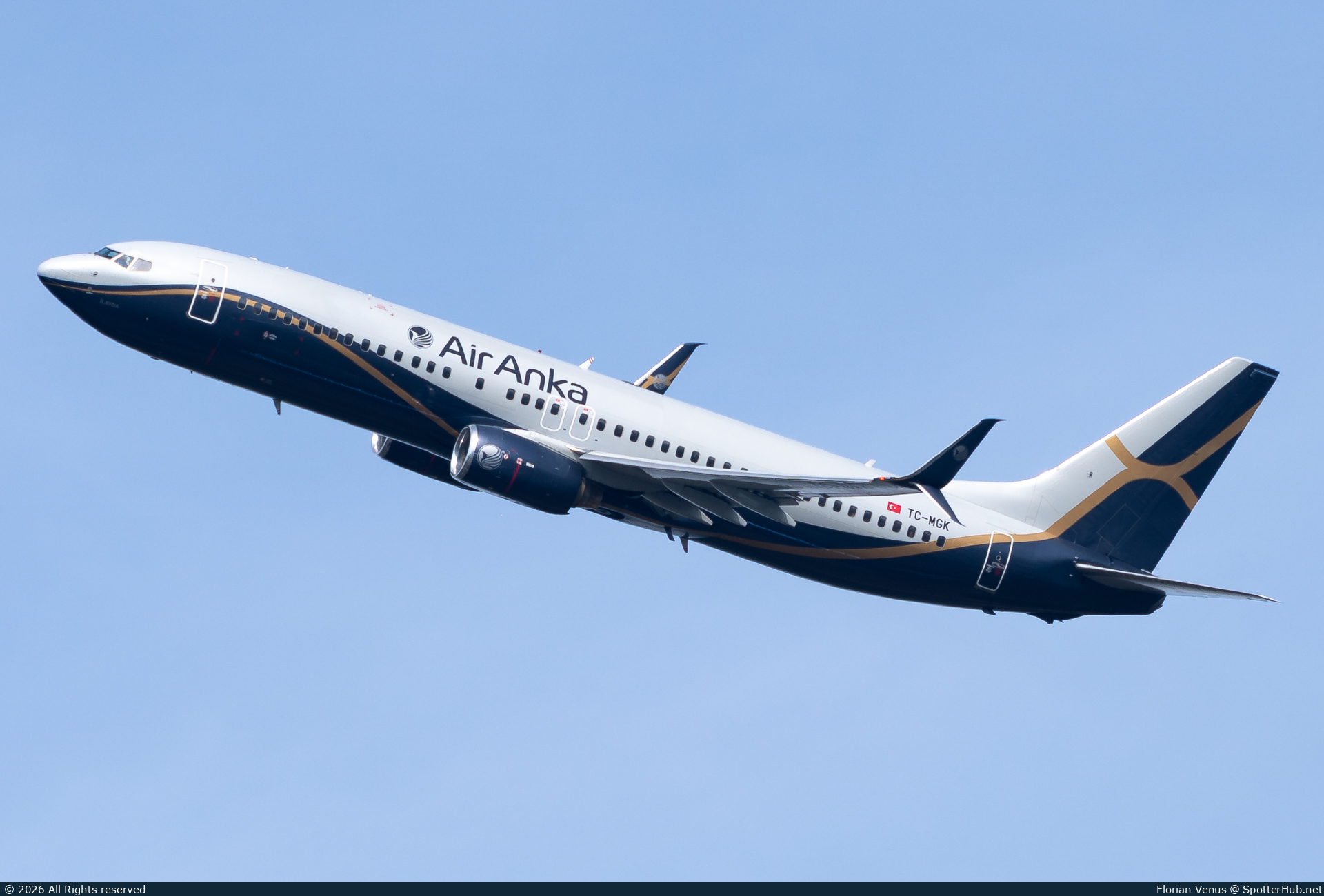 Photo of TC-MGK - Boeing 737-85F operated by Luxxglobal (opb Mavi Gök Airlines)