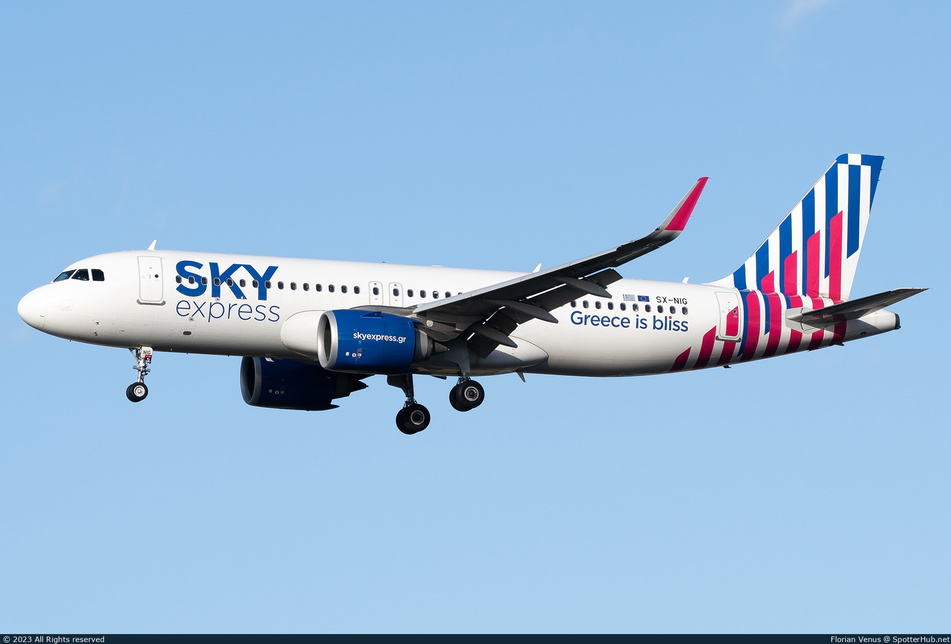 Photo of SX-NIG - Airbus A320-251N operated by Sky Express