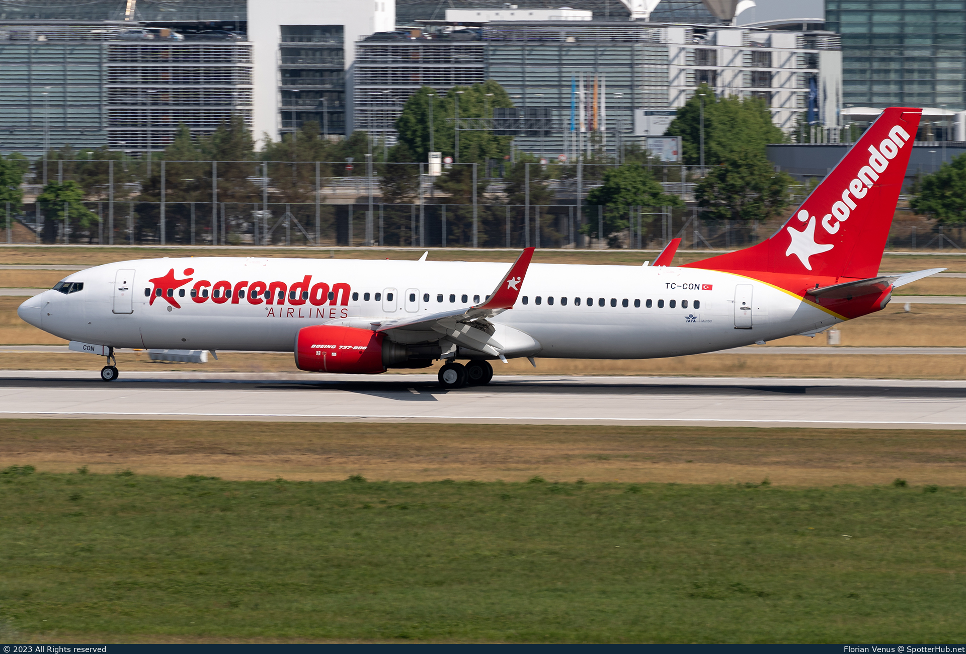Photo of TC-CON - Boeing 737-81D operated by Corendon Airlines