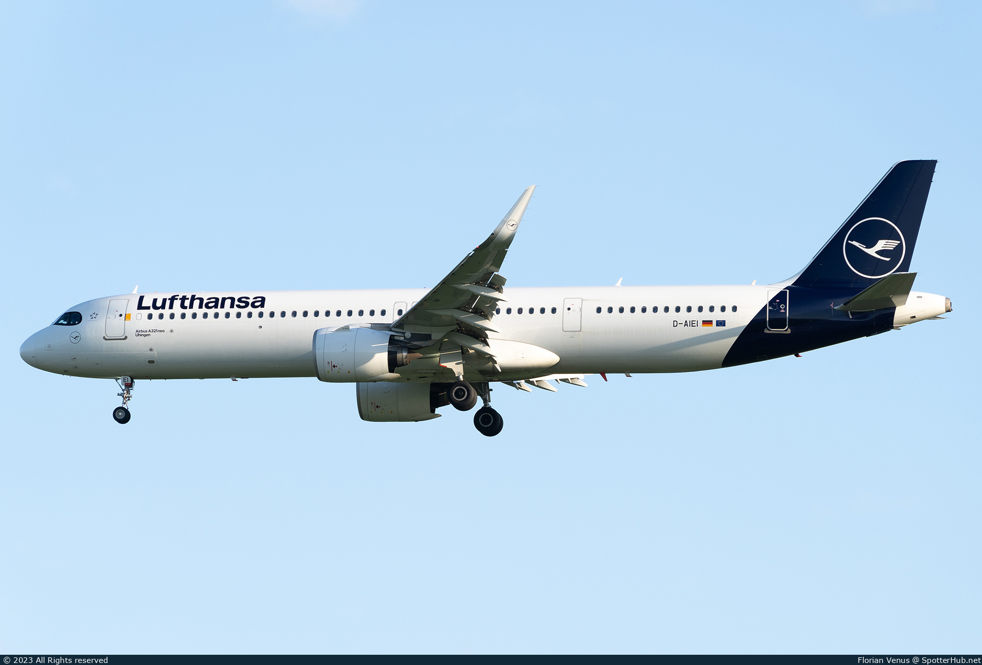 Photo of D-AIEL - Airbus A321-271NX operated by Lufthansa