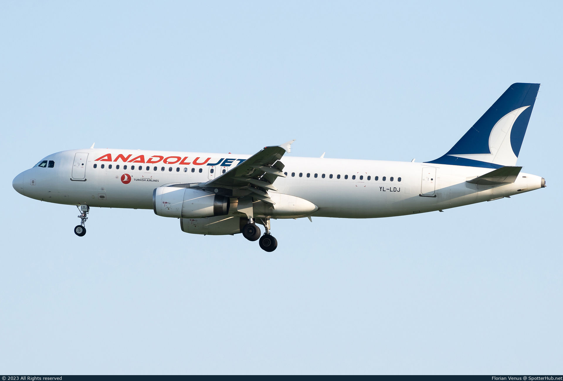 Photo of YL-LDJ - Airbus A320-232 operated by AnadoluJet (opb SmartLynx Airlines)
