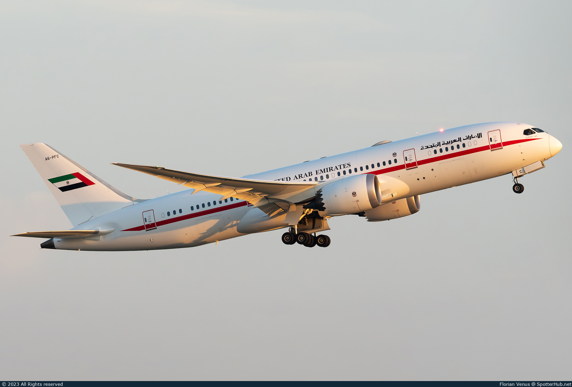 Photo of A6-PFC - Boeing 787-8 Dreamliner operated by United Arab Emirates Presidential Flight