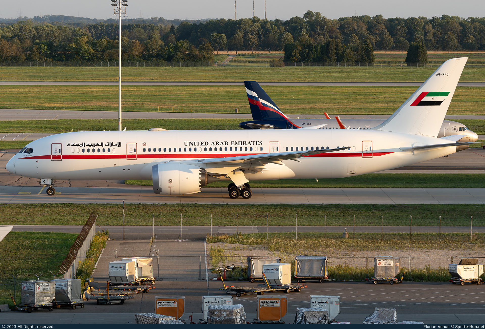 Photo of A6-PFC - Boeing 787-8 Dreamliner operated by United Arab Emirates Presidential Flight