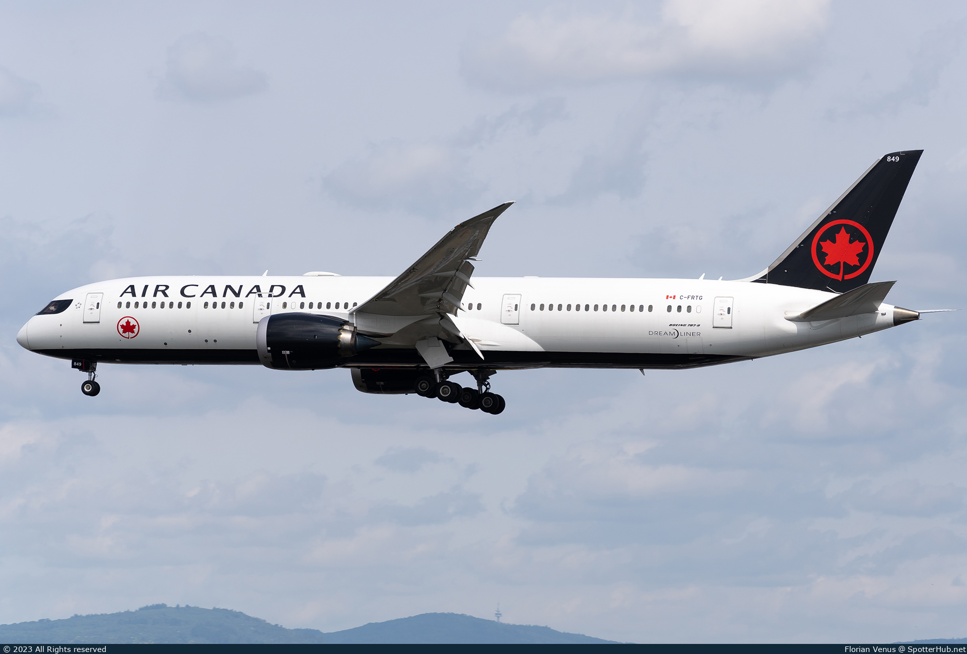 Photo of C-FRTG - Boeing 787-9 Dreamliner operated by Air Canada