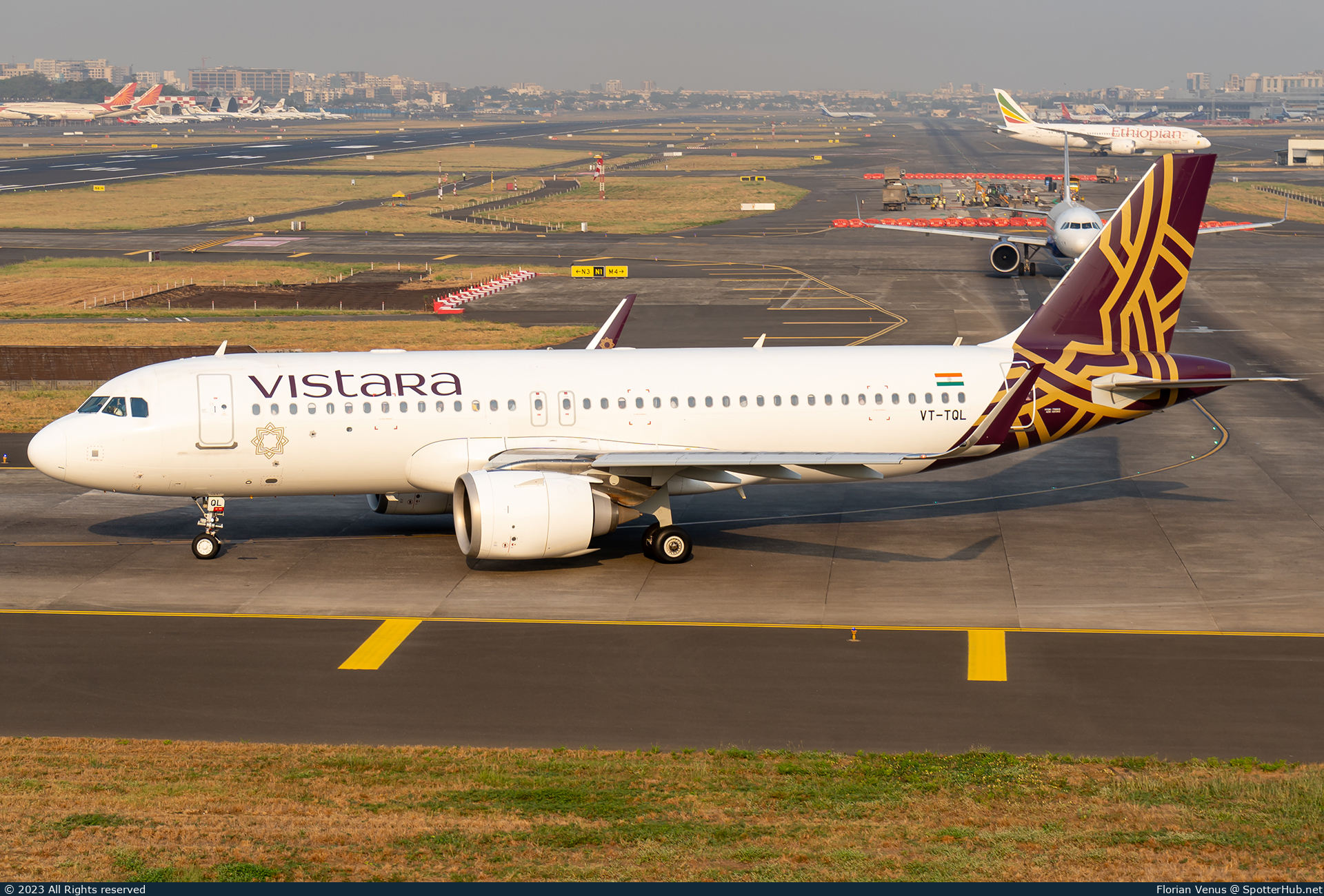 Photo of VT-TQL - Airbus A320-251N operated by Vistara