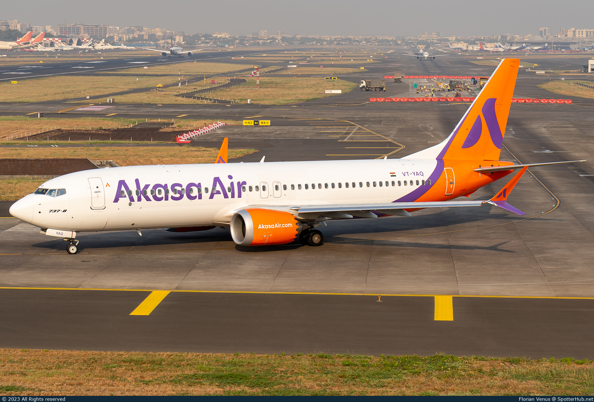 Photo of VT-YAQ - Boeing 737 MAX 8 operated by Akasa Air