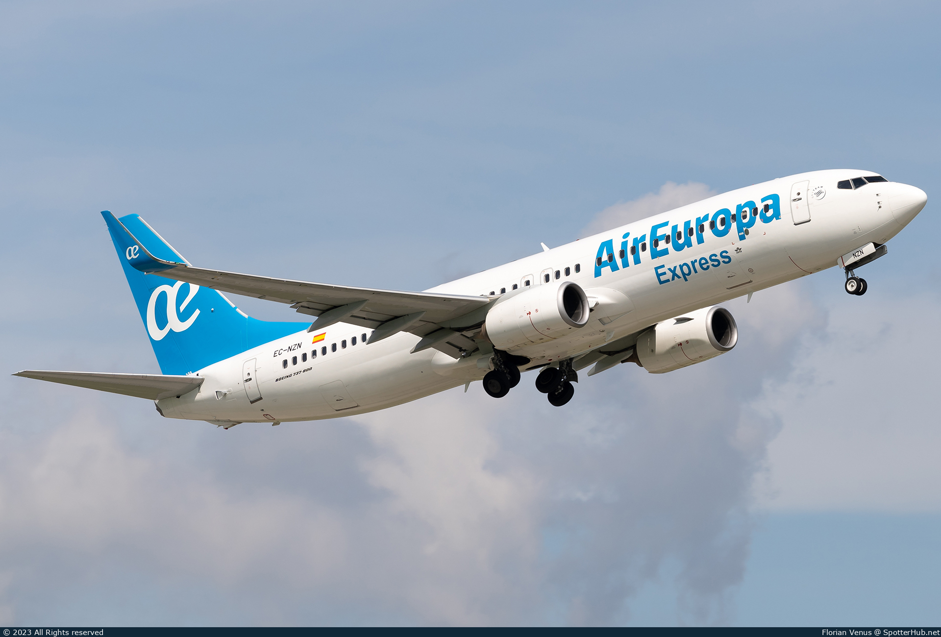 Photo of EC-NZN - Boeing 737-8KN operated by Air Europa Express (opb Aeronova)
