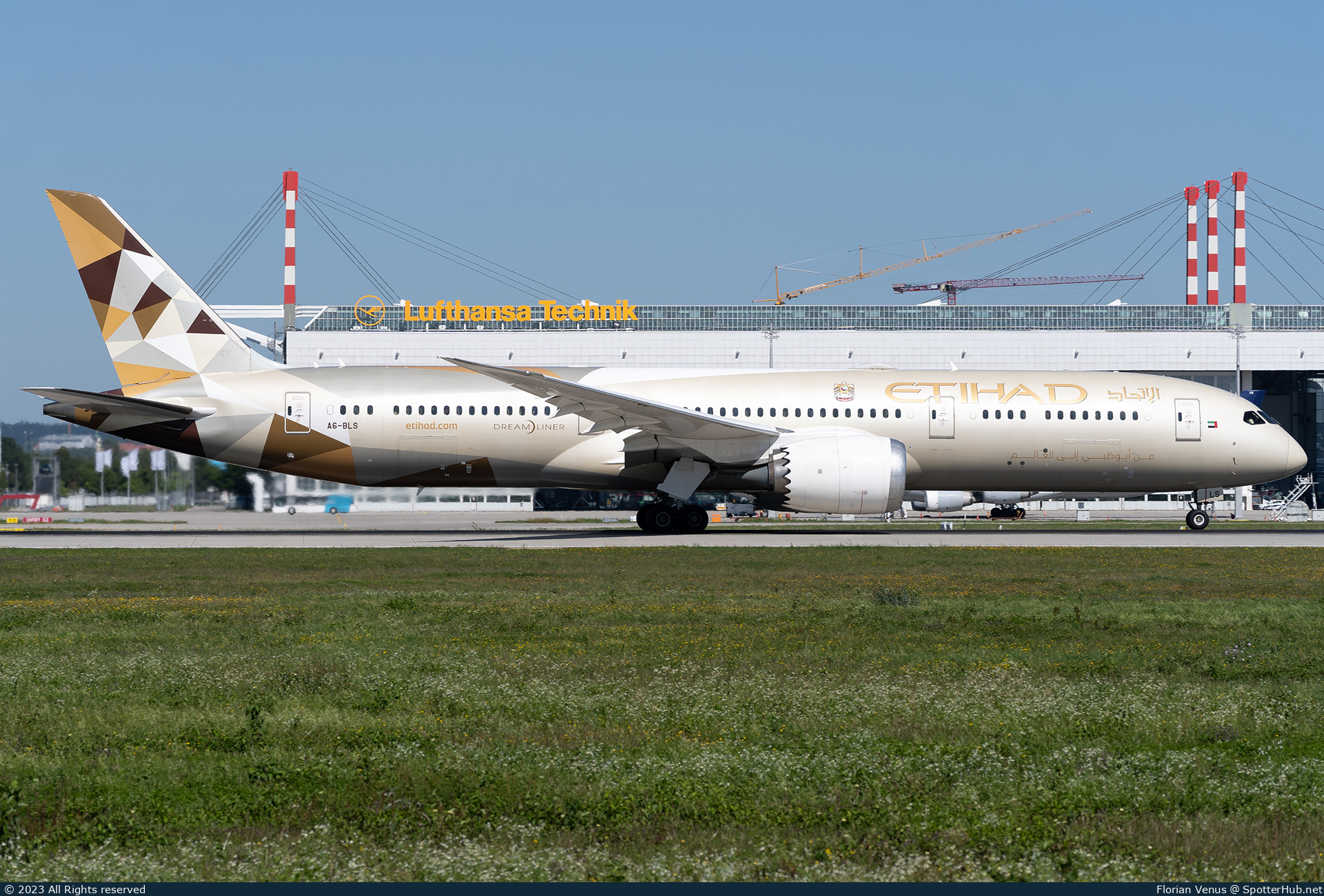 Photo of A6-BLS - Boeing 787-9 Dreamliner operated by Etihad Airways