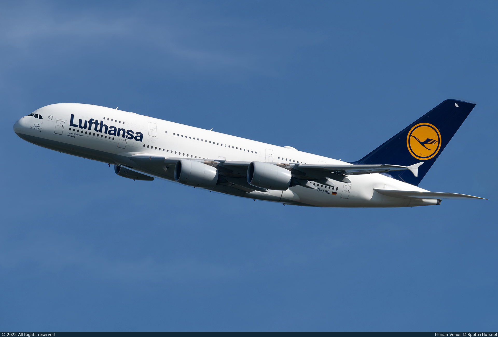 Photo of D-AIML - Airbus A380-841 operated by Lufthansa