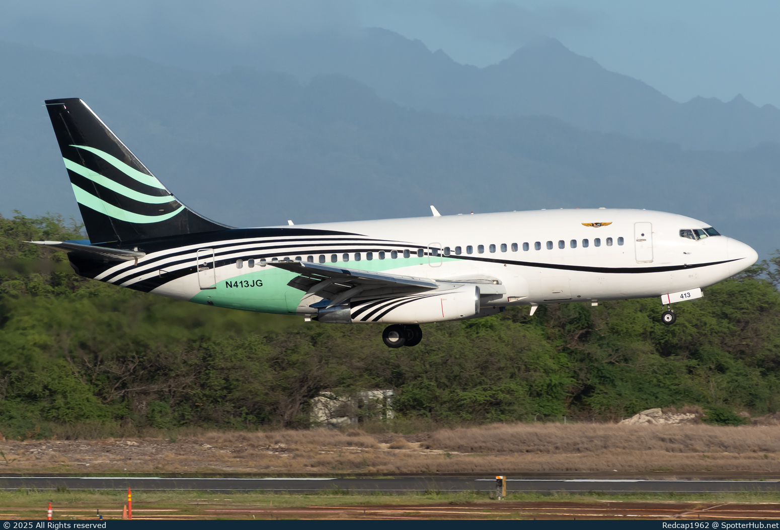 Photo of N413JG - Boeing 737-2Q8(Adv) at Daniel K. Inouye International