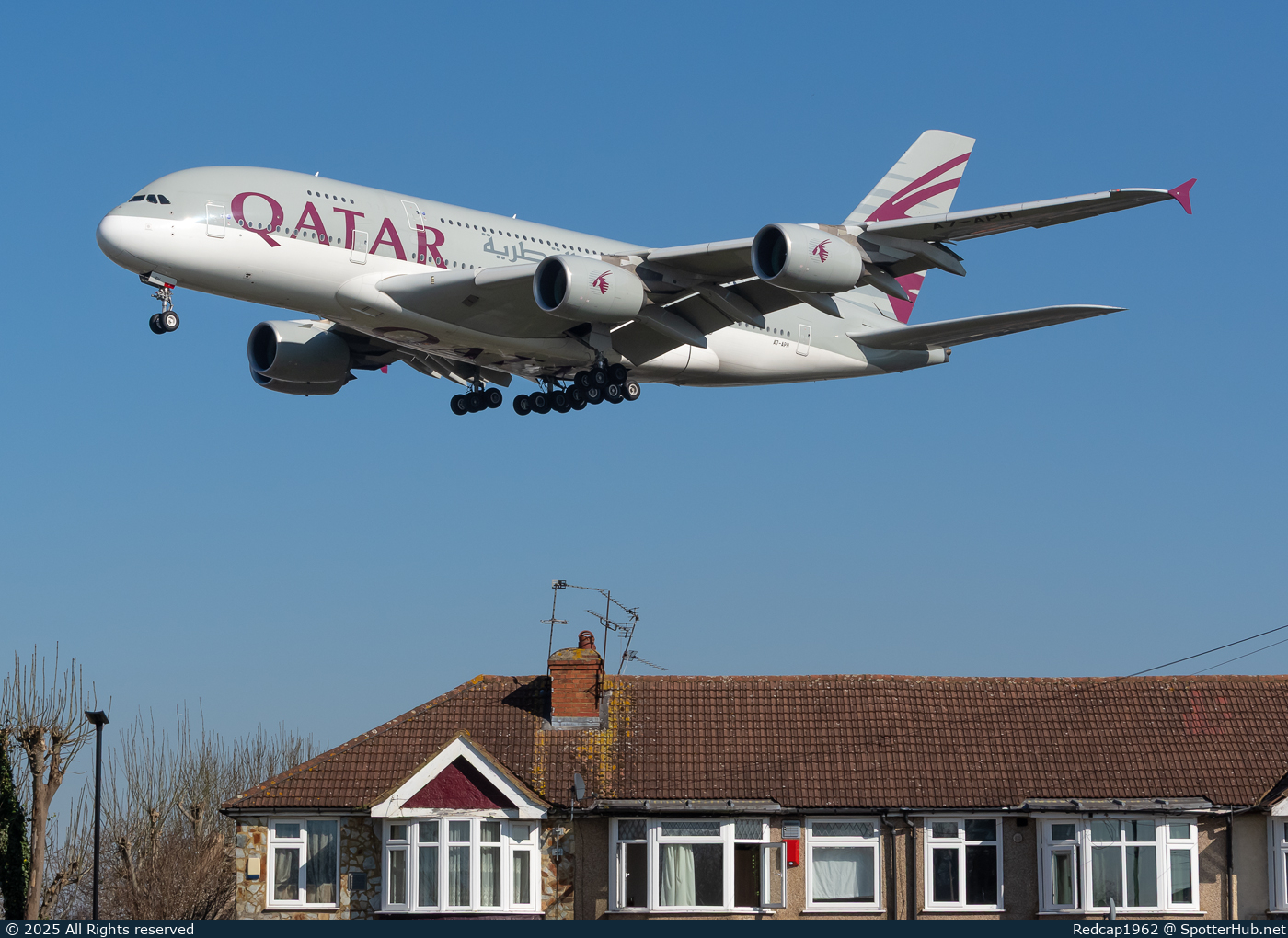 Photo of A7-APH - Airbus A380-861 operated by Qatar Airways