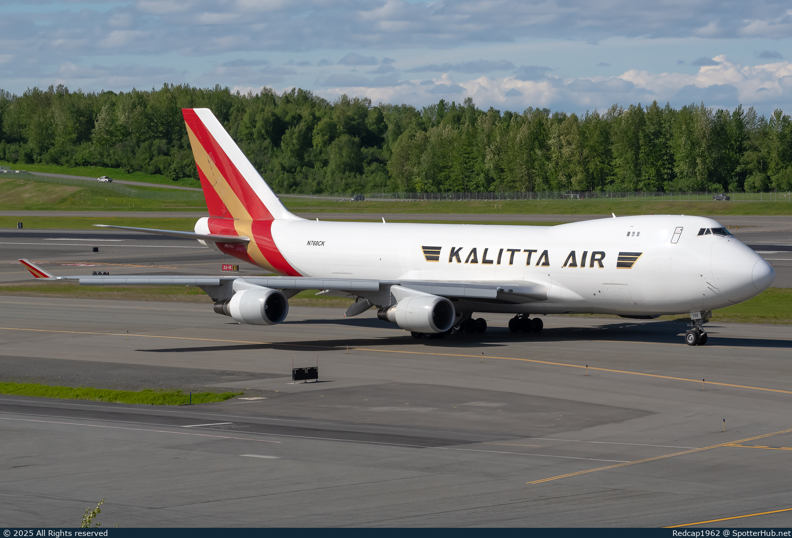 Photo of N768CK - Boeing 747-481F operated by Kalitta Air