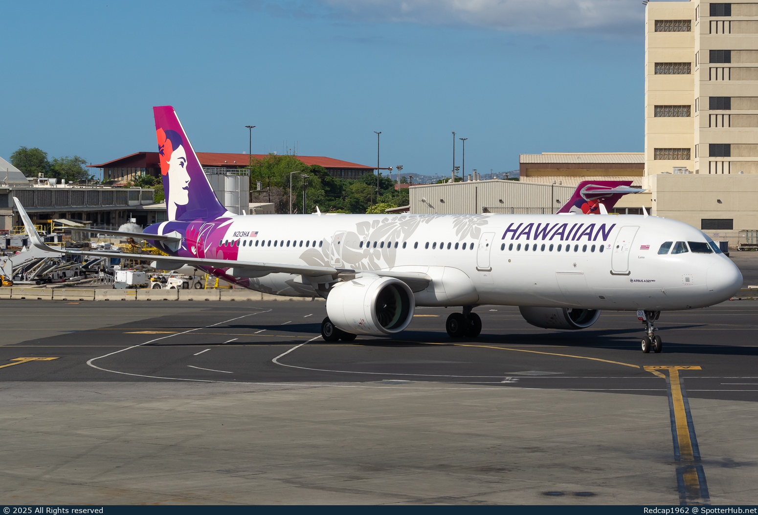 Photo of N213HA - Airbus A321-271N operated by Hawaiian Airlines