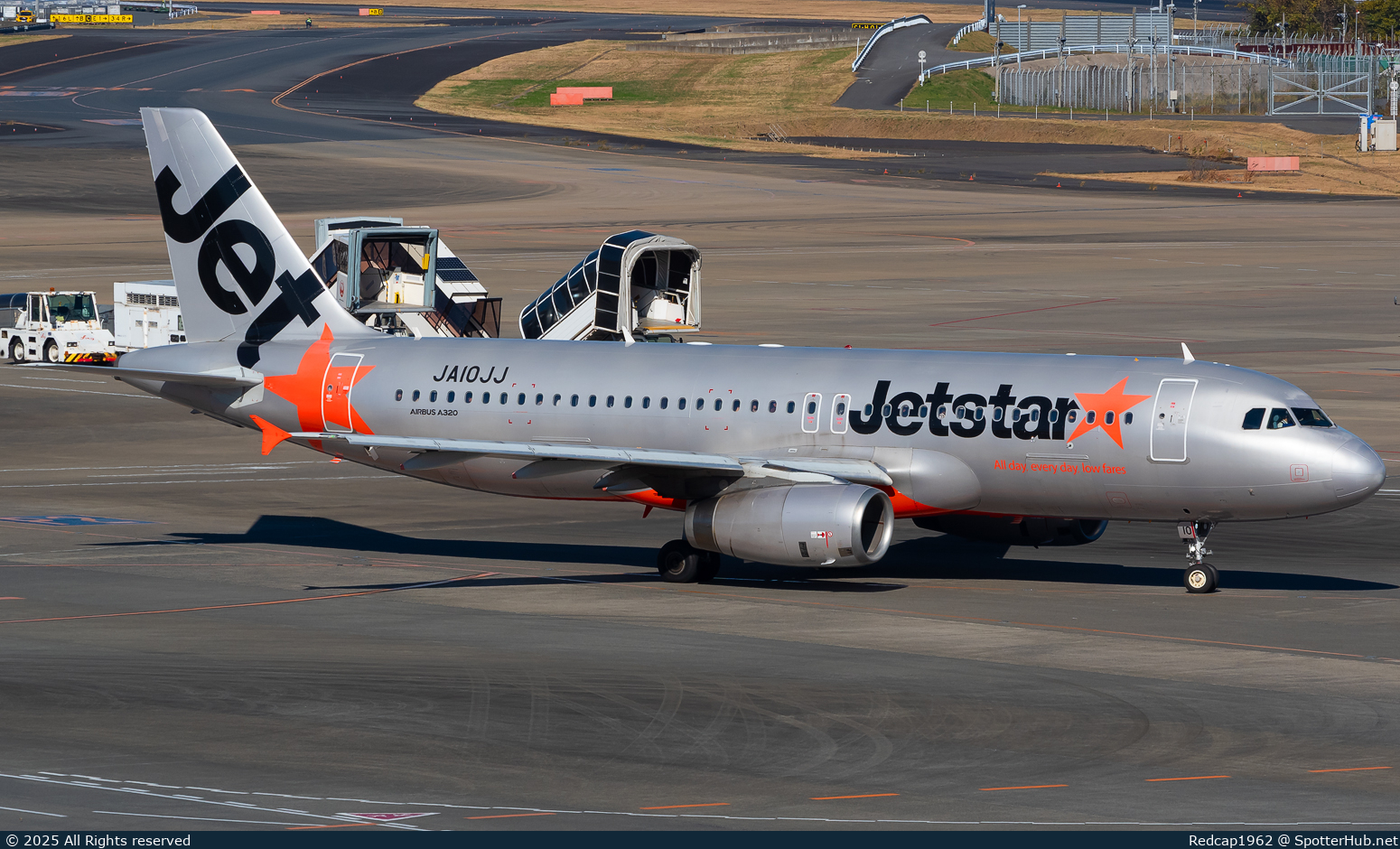 Photo of JA10JJ - Airbus A320-232 operated by Jetstar Japan