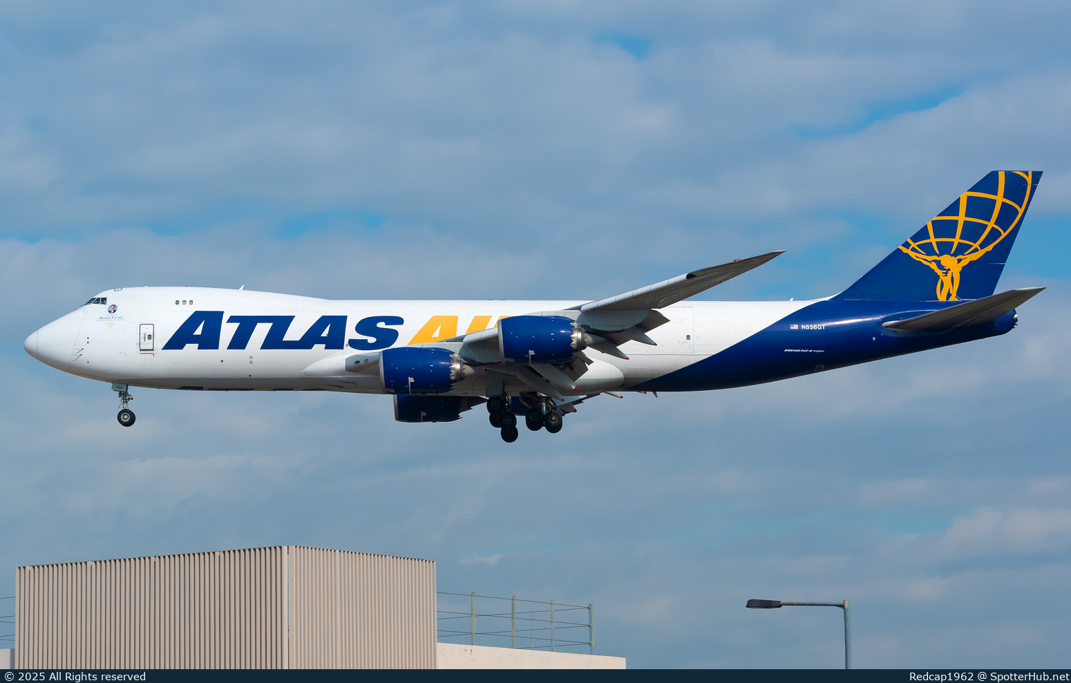 Photo of N865GT - Boeing 747-83QF operated by Atlas Air