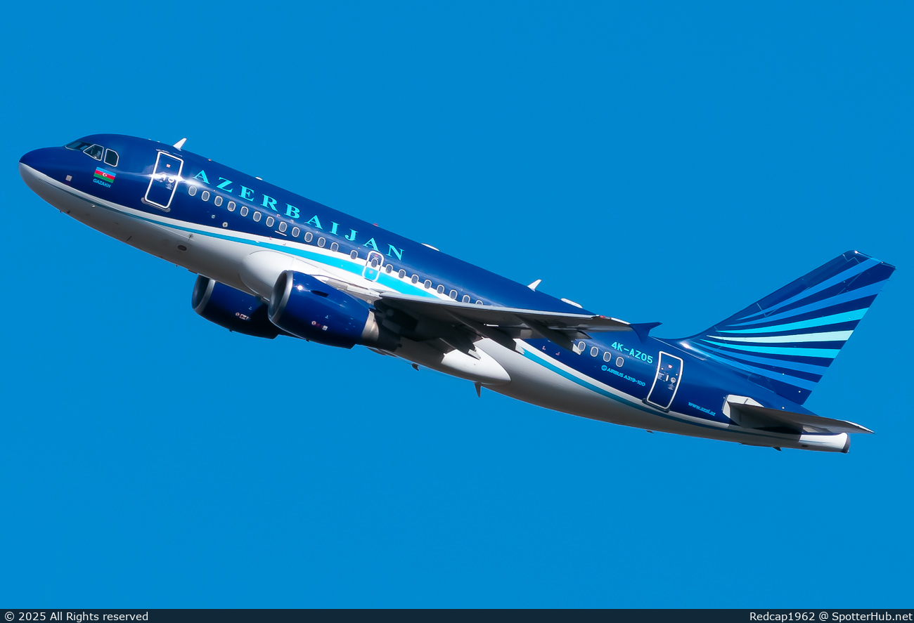 Photo of 4K-AZ05 - Airbus A319-111 operated by Azerbaijan Airlines
