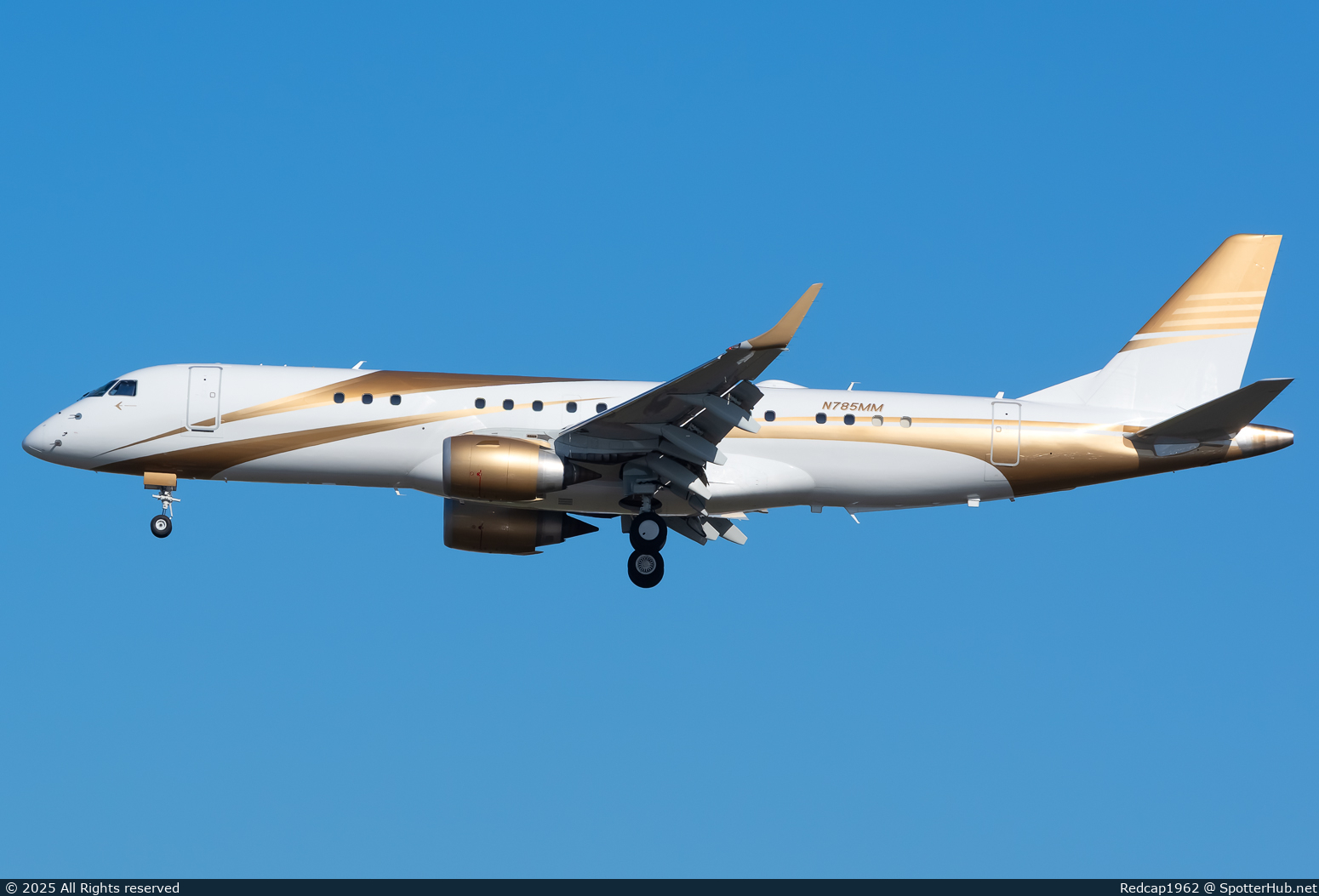 Photo of N785MM - Embraer Lineage 1000 operated by MGM Resorts International