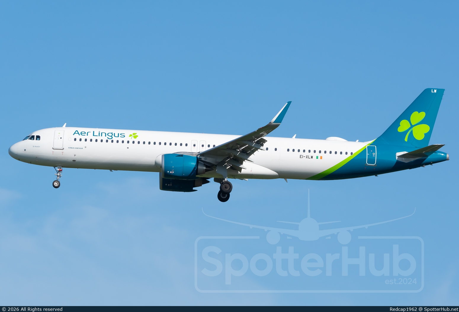 Photo of EI-XLW - Airbus A321-253NY operated by Aer Lingus