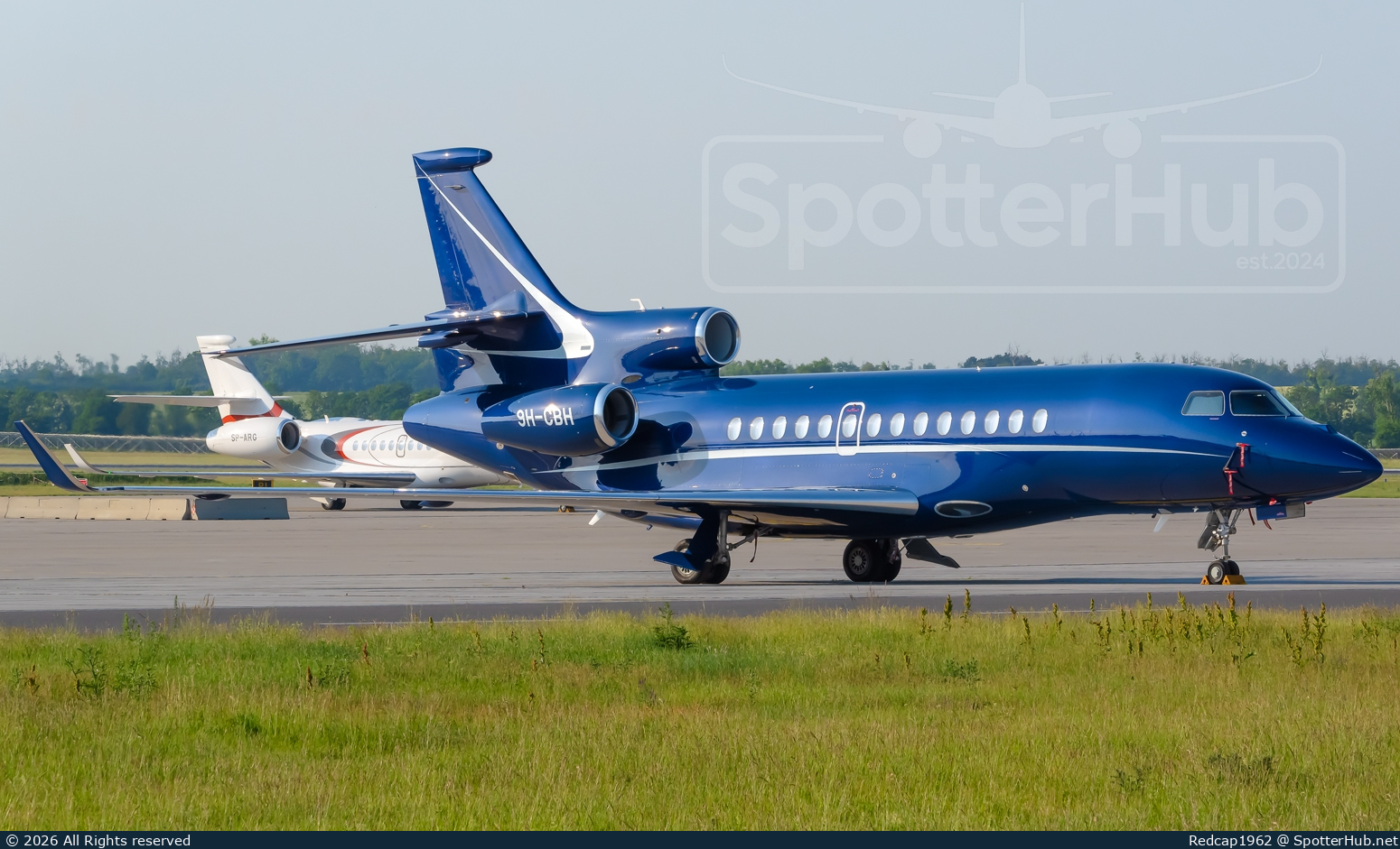 Photo of 9H-CBH - Dassault Falcon 7X operated by AstonJet Malta