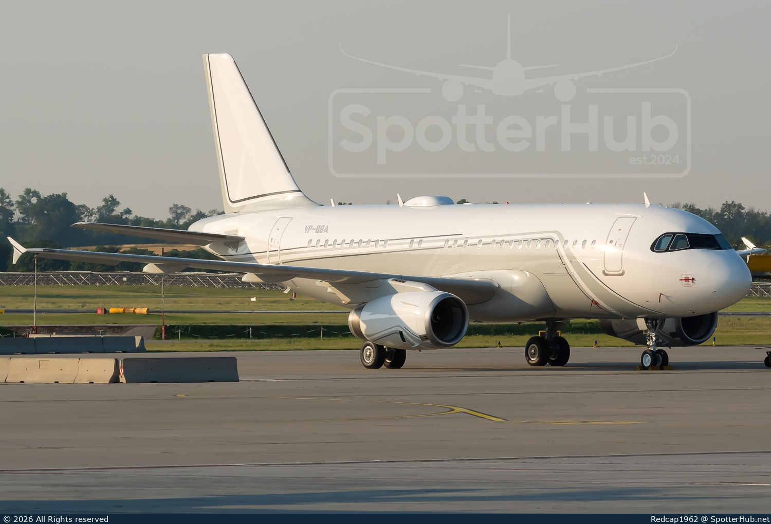 Photo of VP-BSA - Airbus A319-133(CJ) operated by Las Vegas Sands Corp.