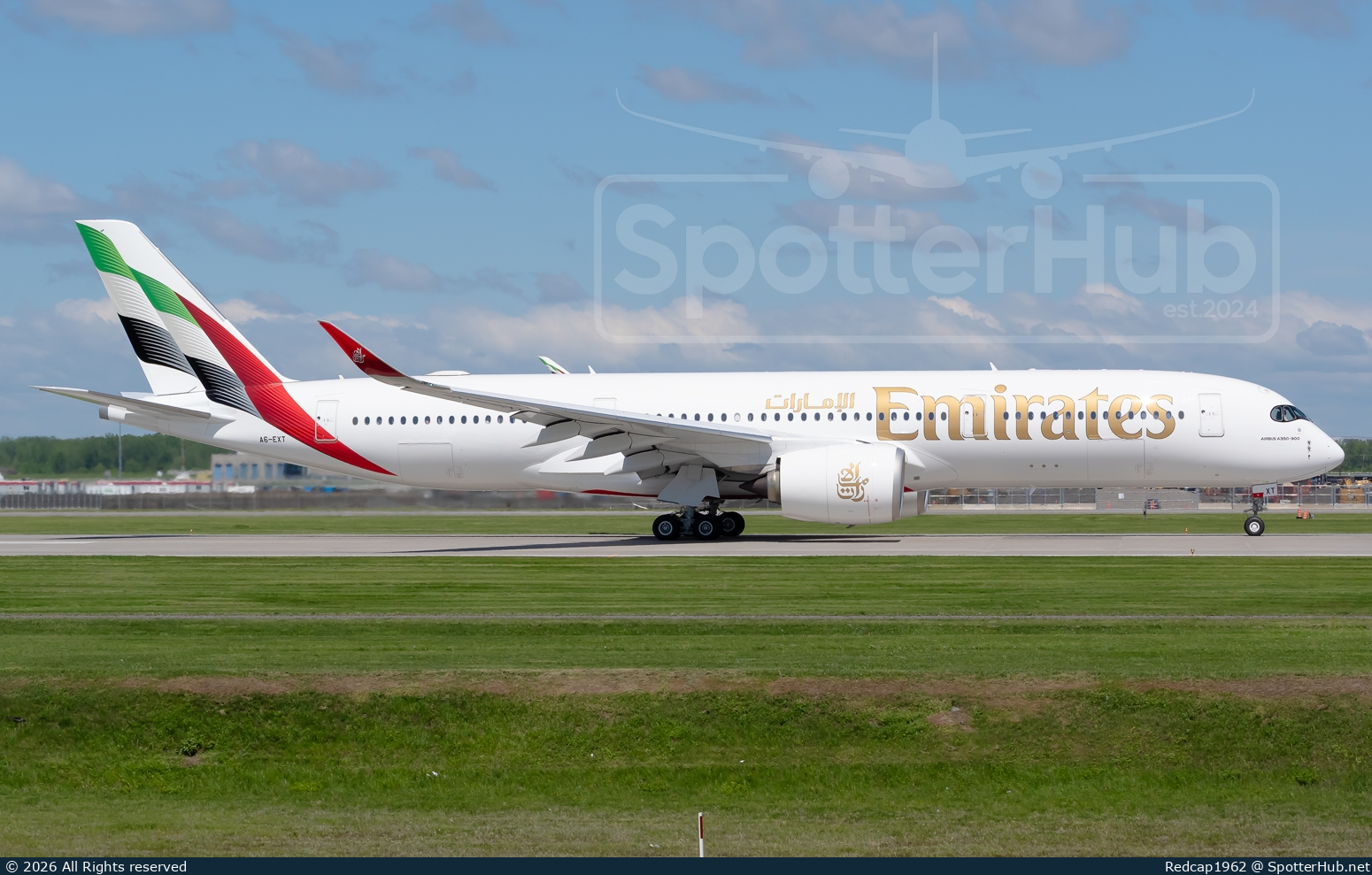 Photo of A6-EXT - Airbus A350-941 operated by Emirates