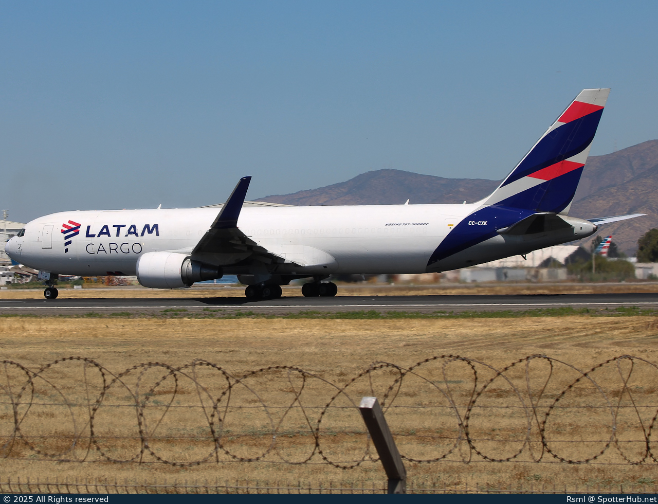 Photo of CC-CXK - Boeing 767-316(ER)(BCF) operated by LATAM Cargo Colombia