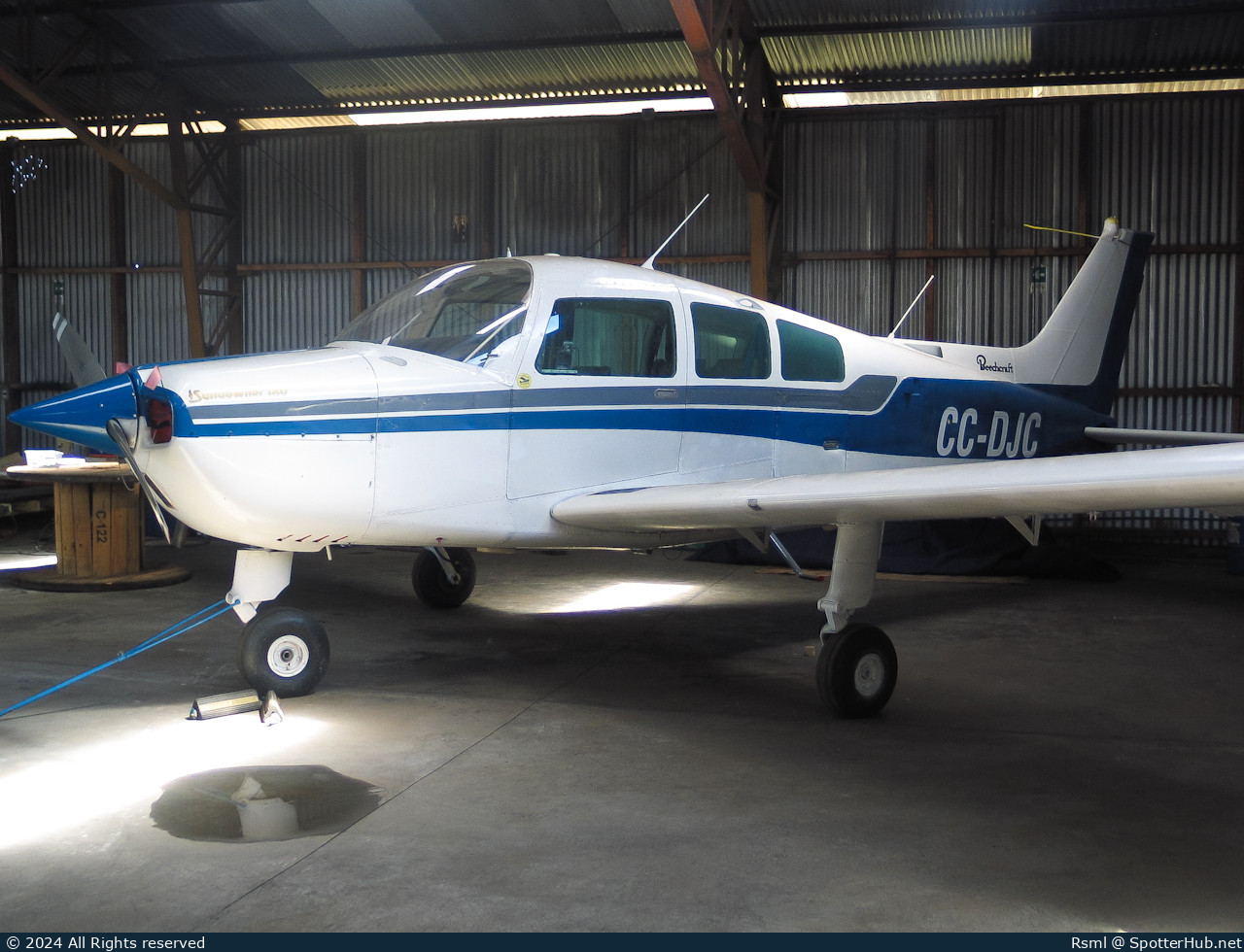 Photo of CC-DJC - Beechcraft C23 Sundowner operated by Club Aéreo de Curacautin