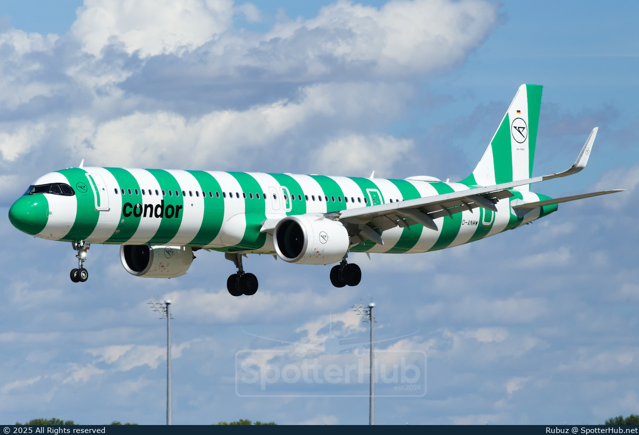 Photo of D-ANMW - Airbus A321-271NX operated by Condor