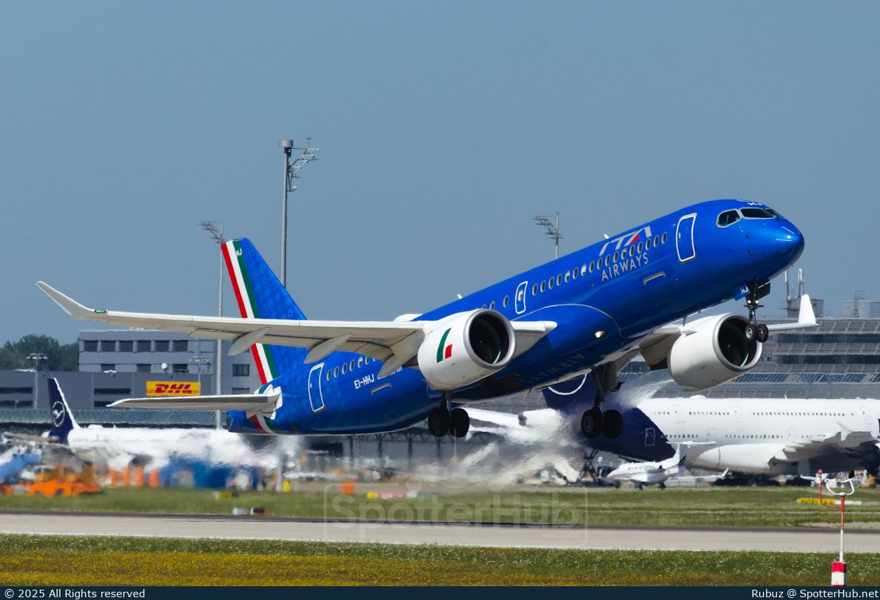 Photo of EI-HHJ - Airbus A220-300 operated by ITA Airways