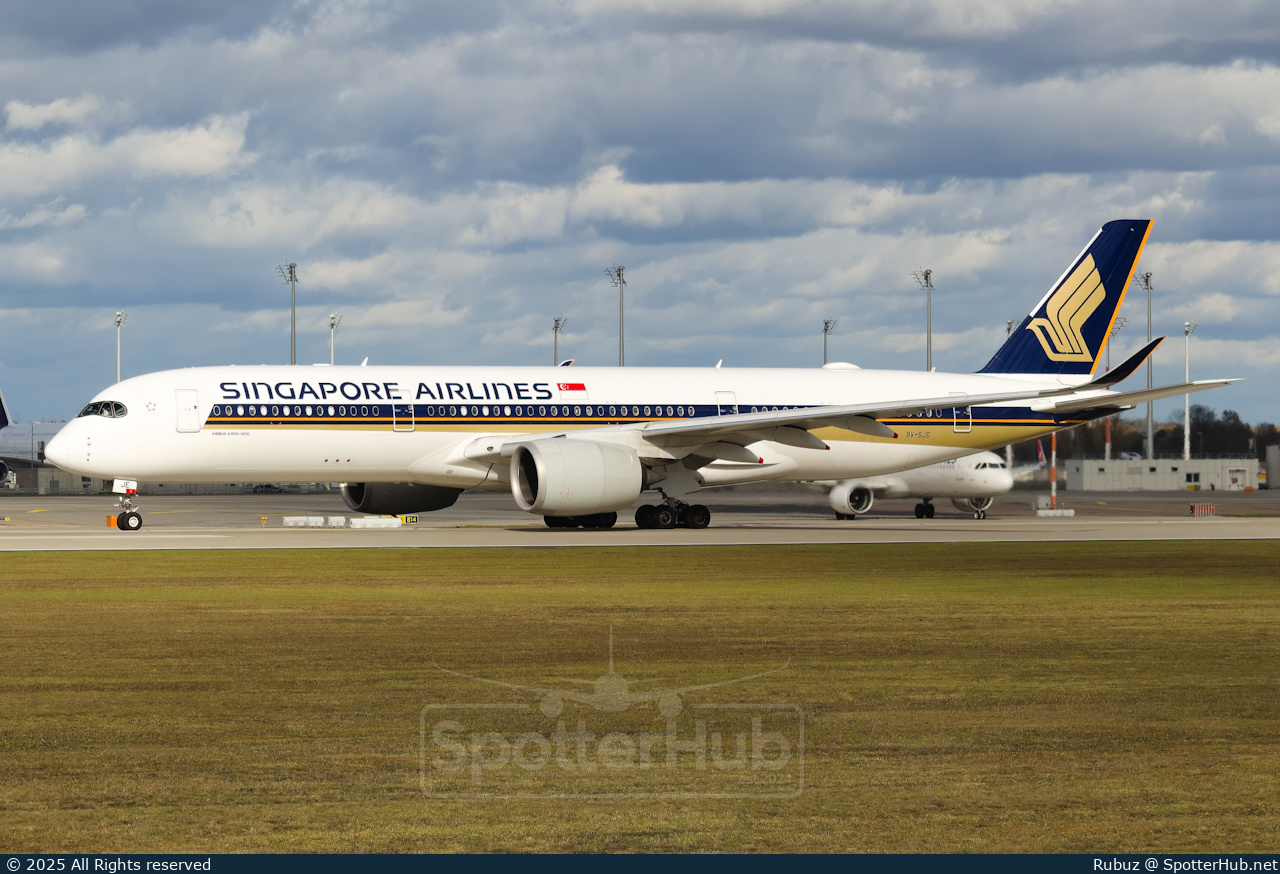 Photo of 9V-SJE - Airbus A350-941 operated by Singapore Airlines
