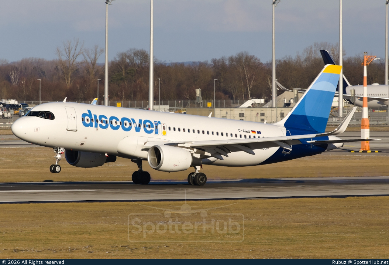 Photo of D-AIWD - Airbus A320-214 operated by Discover Airlines