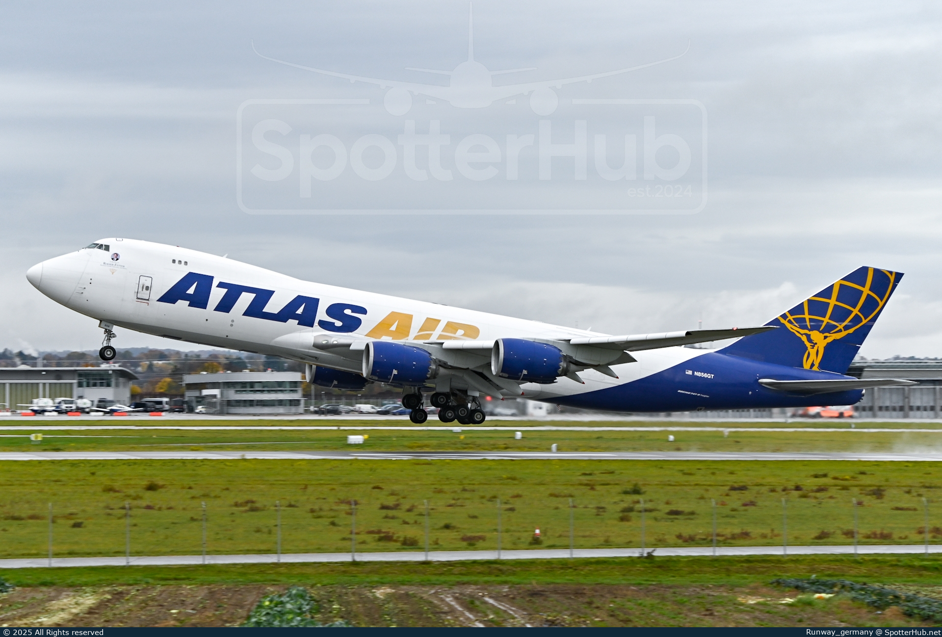 Photo of N856GT - Boeing 747-87UF operated by Atlas Air