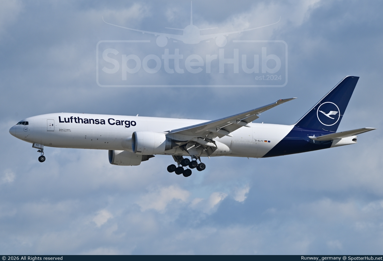Photo of D-ALFC - Boeing 777-FBT operated by Lufthansa Cargo