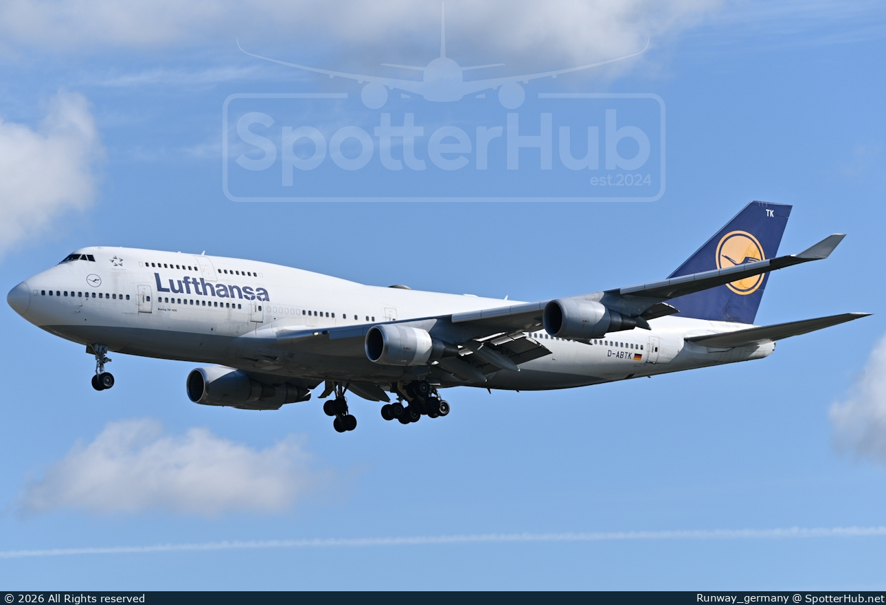 Photo of D-ABTK - Boeing 747-430 operated by Lufthansa