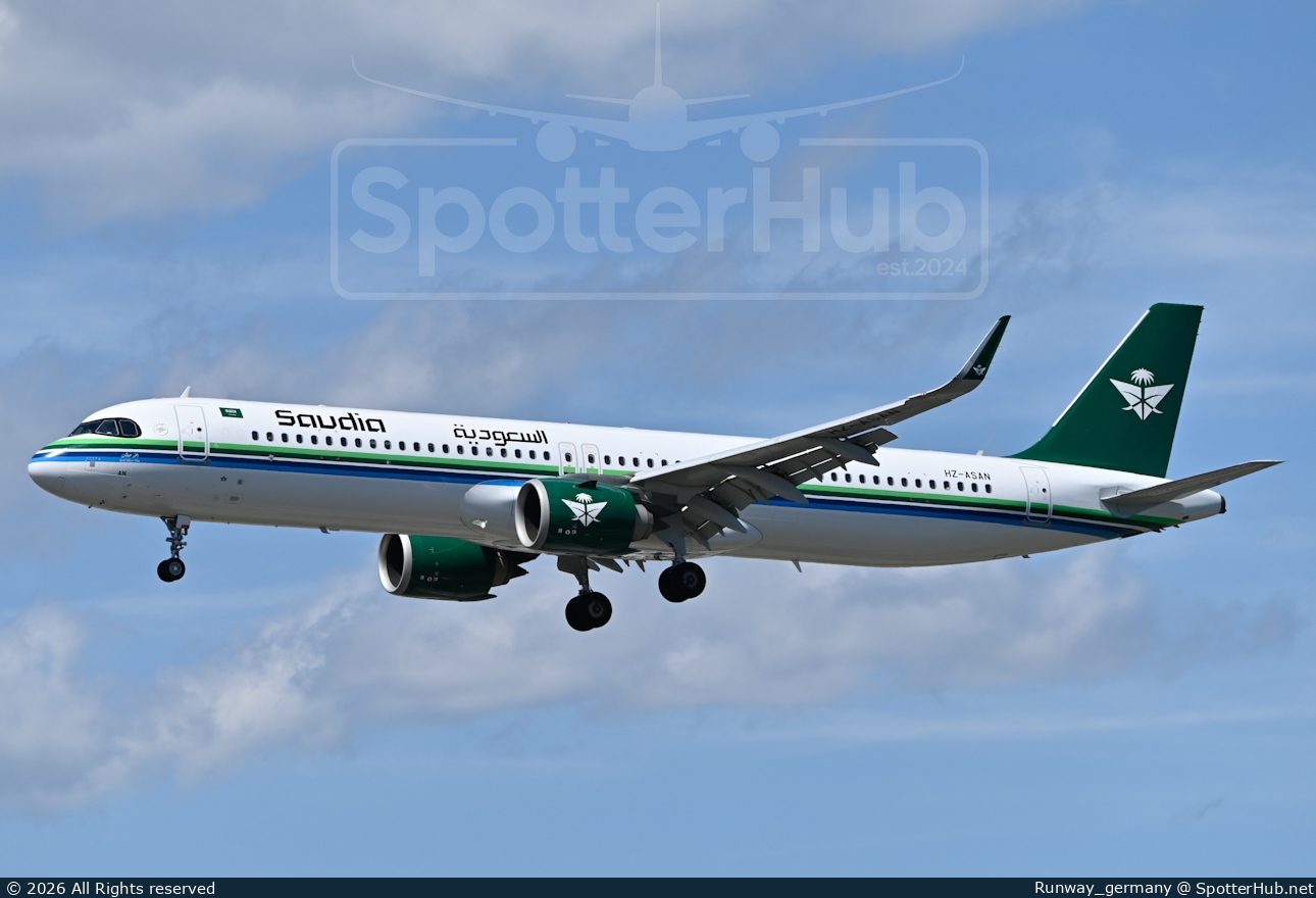 Photo of HZ-ASAN - Airbus A321-251NX operated by Saudia
