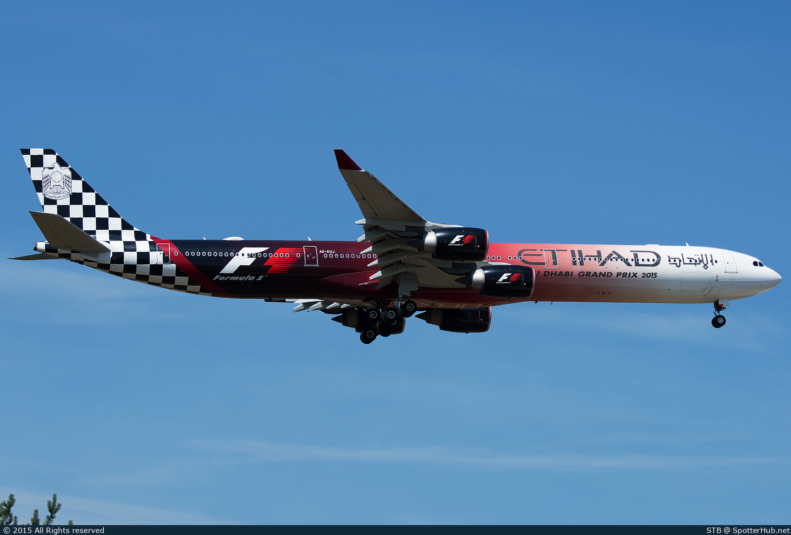 Photo of A6-EHJ - Airbus A340-642 operated by Etihad Airways