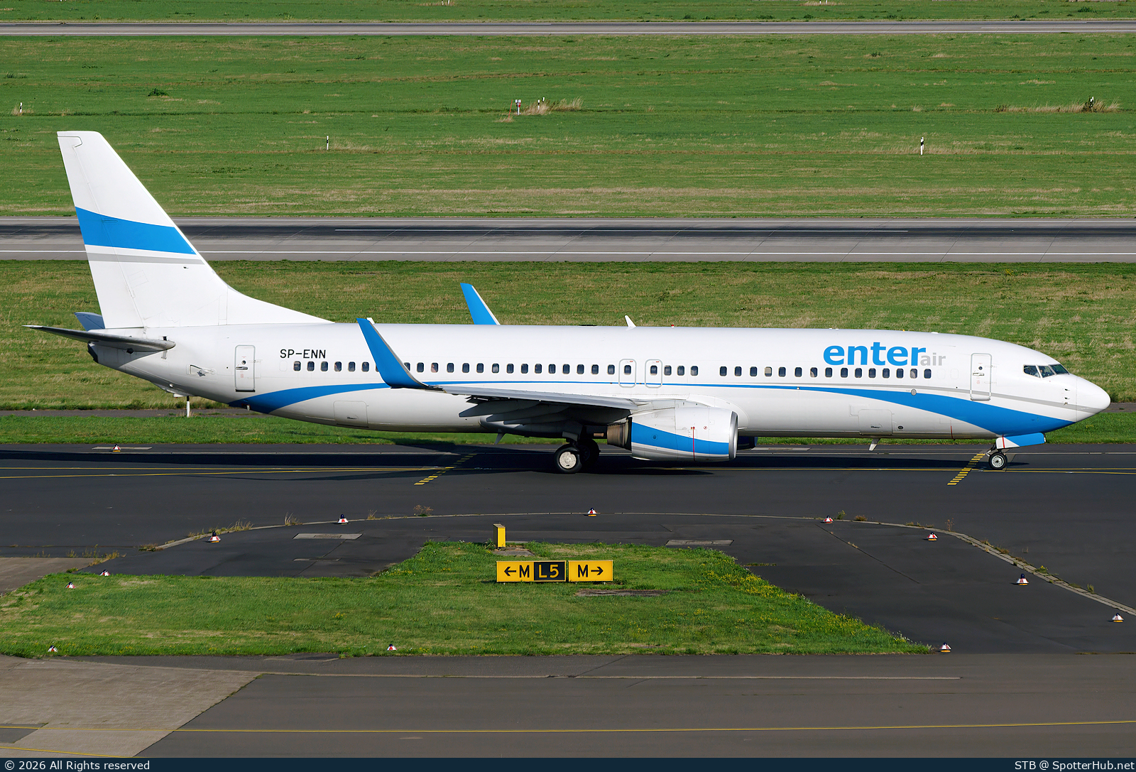 Photo of SP-ENN - Boeing 737-8CX operated by Enter Air